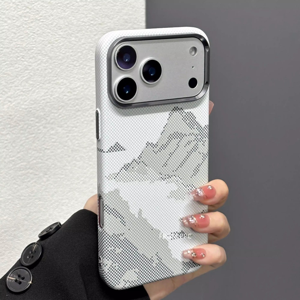 حافظة سنو ماونتن المغناطيسية ل - مراجعة Camera Lens Protector وسعره